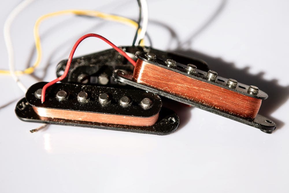 Different types of guitar pickups. Single Coil 