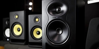 active vs passive studio monitors